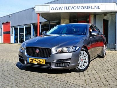 Gebraucht Jaguar XE Prestige 200 PS (147 kW) 2018 Grau Limousine