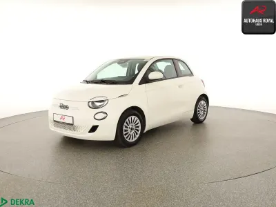 Second-hand Fiat 500e 86 kW (118 CP) 2023 Alb Berlinǎ