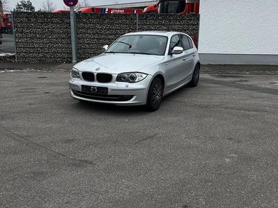 Gebraucht BMW 116 122 PS (89 kW) 2009 Silber Kleinwagen