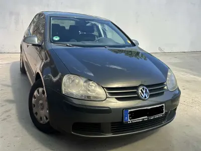 Gebraucht VW Golf V 102 PS (75 kW) 2005 Grün Kleinwagen