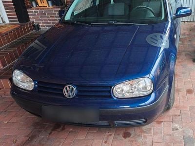 Usata VW Golf IV Basis 75 CV (55 kW) 2001 Blu Utilitaria