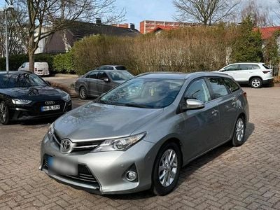 Usata Toyota Avensis 125 CV (91 kW) 2013 Argento Station wagon