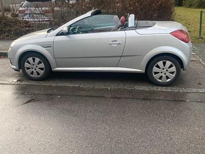 Gebraucht Opel Tigra 90 PS (66 kW) 2010 Silber Cabrio