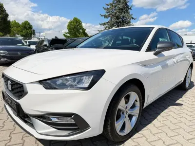 Gebraucht Seat Leon FR Sport 204 PS (150 kW) 2023 Weiß Limousine