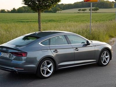 Grau Gebraucht 2018 Audi A5 Sportback Sport Kleinwagen | 24.400 € (Guter Preis)