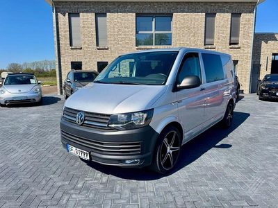 Usata VW Transporter 150 CV (110 kW) 2016 Argento Furgone