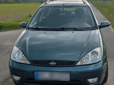 Gebraucht Ford Focus 101 PS (74 kW) 2002 Grün Kombi