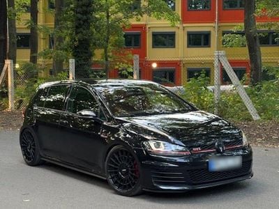 Gebraucht VW Golf VII GTI 230 PS (169 kW) 2016 Schwarz Limousine