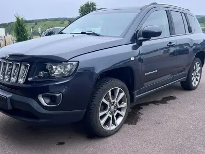Gebraucht Jeep Compass Limited 163 PS (119 kW) 2013 Grau SUV