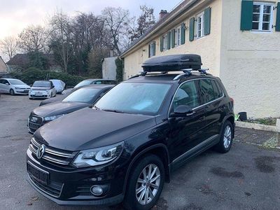 Schwarz Gebraucht 2012 VW Tiguan Sportline SUV | 8.999 € (Fairer Preis)