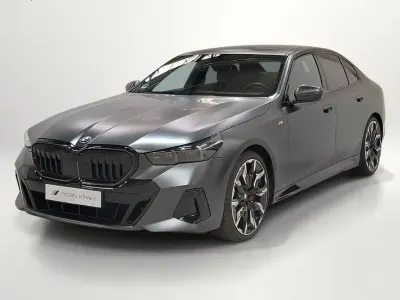 Gebraucht BMW 540 M Sport 303 PS (222 kW) 2025 Grau Limousine