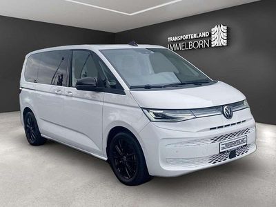 Gebraucht VW Multivan Life 150 PS (110 kW) 2023 Candyweiß Van