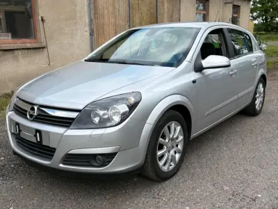 Gebraucht Opel Astra 125 PS (91 kW) 2004 Silber Limousine