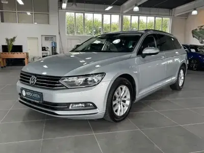 Gebraucht VW Passat Comfortline 150 PS (110 kW) 2018 Silber Kombi