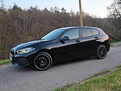 Gebraucht BMW 118 136 PS (100 kW) 2021 Schwarz Kleinwagen