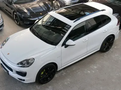 Brugt Porsche Cayenne S E-Hybrid