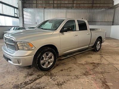 Gebraucht Dodge Ram 401 PS (294 kW) 2018 Silber Abholung