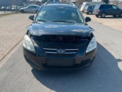 Gebraucht Kia Ceed 115 PS (84 kW) 2009 Schwarz Kleinwagen