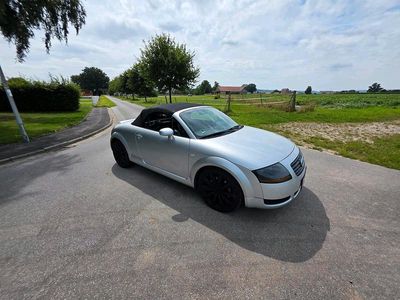 Audi TT Roadster
