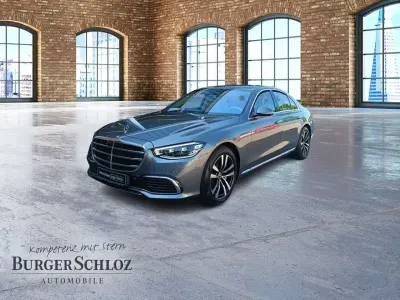 Gebraucht Mercedes S500 435 PS (319 kW) 2021 Metalliclack selenitgrau Limousine