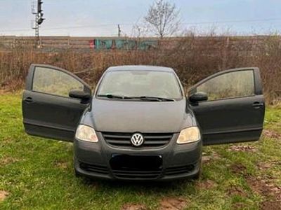 Gebraucht VW Fox 55 PS (40 kW) 2009 Grau Kleinwagen