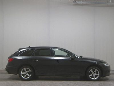 Schwarz Gebraucht 2020 Audi A4 Ambiente Kombi | 16.780 € (Guter Preis)