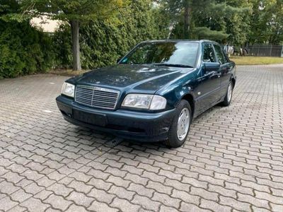 Mercedes C180