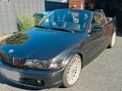 Gebraucht BMW 318 Cabriolet Sport Line 143 PS (105 kW) 2003 Schwarz Cabrio