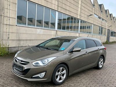 gebraucht Hyundai i40 |2015 Baujahr | 1.7 CRDI