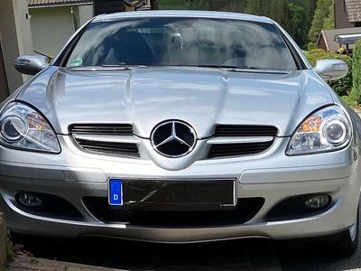 Usata Mercedes SLK200 163 CV (119 kW) 2008 Argento Cabrio