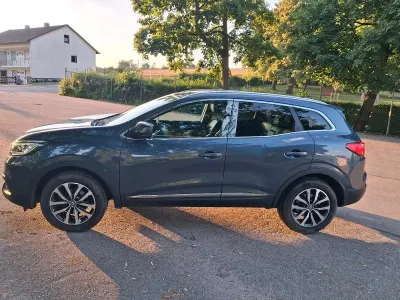 Gebraucht Renault Kadjar Life 131 PS (96 kW) 2017 Grau SUV