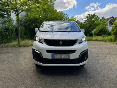Gebraucht Peugeot Expert 177 PS (130 kW) 2020 Weiß Van