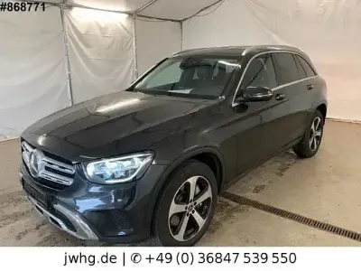 Gebraucht Mercedes GLC300e 320 PS (235 kW) 2021 Grau SUV