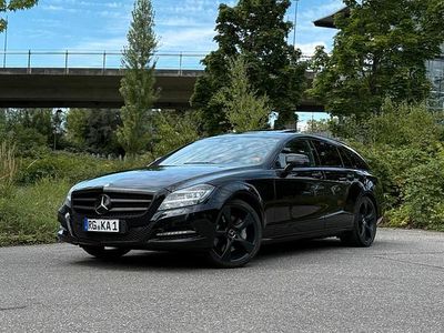 Mercedes CLS350 Shooting Brake