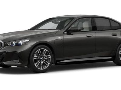 Grau Gebraucht 2025 BMW 550e Comfort Edition Limousine | 71.707 € (Guter Preis)