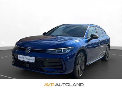 Gebraucht VW Passat Style 272 PS (200 kW) 2025 Blau Kombi