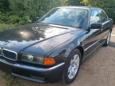 BMW 740