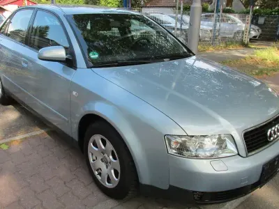 Gebraucht Audi A4 131 PS (96 kW) 2001 Grau Limousine