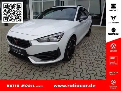 Używany Cupra Leon 150 KM (110 kW) 2023 Biały Sedan/Limuzyna