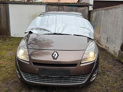 Gebraucht Renault Scénic III 160 PS (117 kW) 2009 Braun Van / Kleinbus
