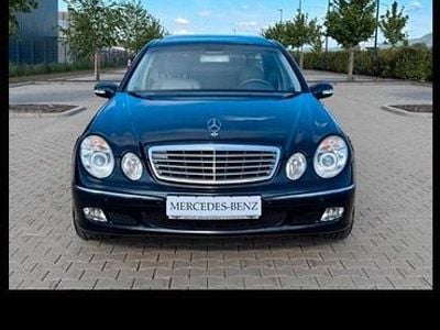 Mercedes E320