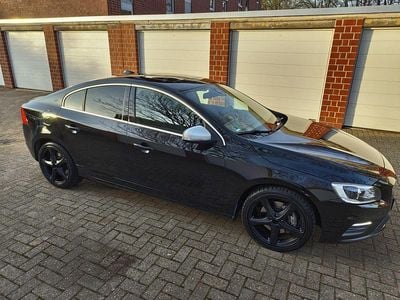 Usata Volvo S60 R-Design 224 CV (164 kW) 2016 Nero Berlina