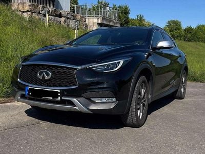 Gebraucht Infiniti QX30 Luxe 211 PS (155 kW) 2018 Schwarz SUV