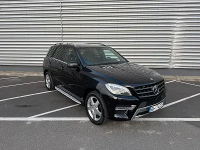 Gebraucht Mercedes ML350 258 PS (189 kW) 2015 Schwarz SUV