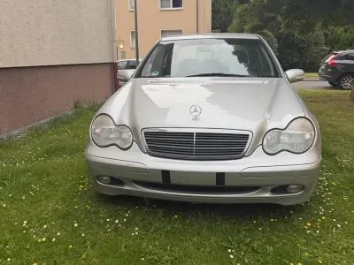 Gebraucht Mercedes C180 113 PS (83 kW) 2003 Grau Limousine