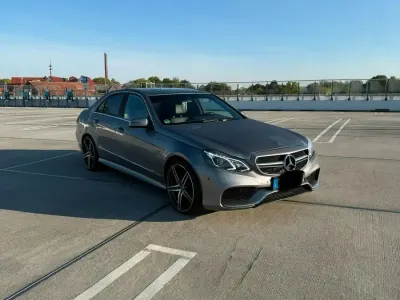 Gebraucht Mercedes E63 AMG AMG 205 PS (150 kW) 2012 Grau Limousine