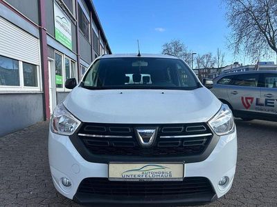 Weiß Gebraucht 2020 Dacia Lodgy Comfort Van / Kleinbus | 9.999 € (Guter Preis)