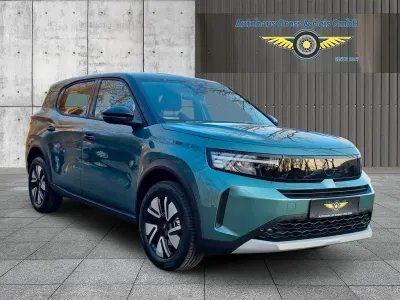 Neu Opel Frontera 136 PS (100 kW) 2026 Khakigrünmet. SUV