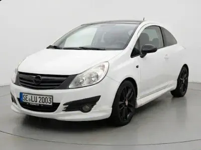 Używany Opel Corsa OPC 87 KM (63 kW) 2010 Srebrny Hatchback