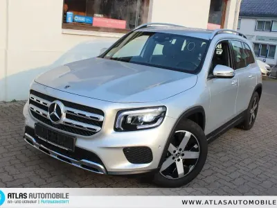 Usata Mercedes GLB180 116 CV (85 kW) 2023 Argento SUV